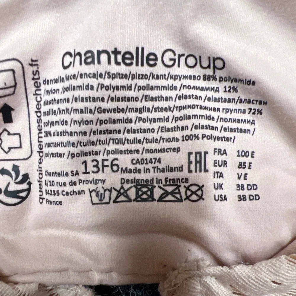 Chantelle 13F6 Lace Unlined Underwire Bra Peach Nude 38DD Adjustable Straps